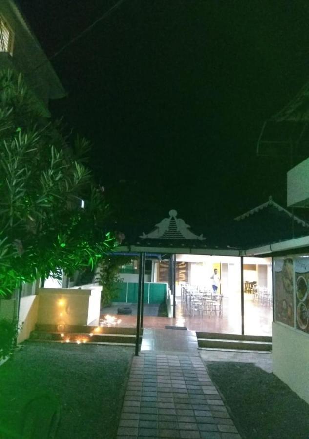 Sea Star Beach Homes Cherai Beach Exteriör bild